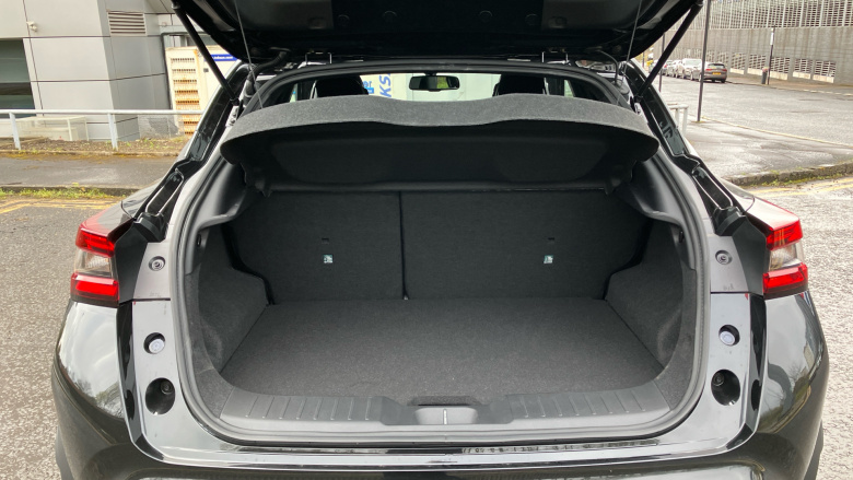 Nissan Juke 1.0 DiG-T Tekna 5dr Petrol Hatchback